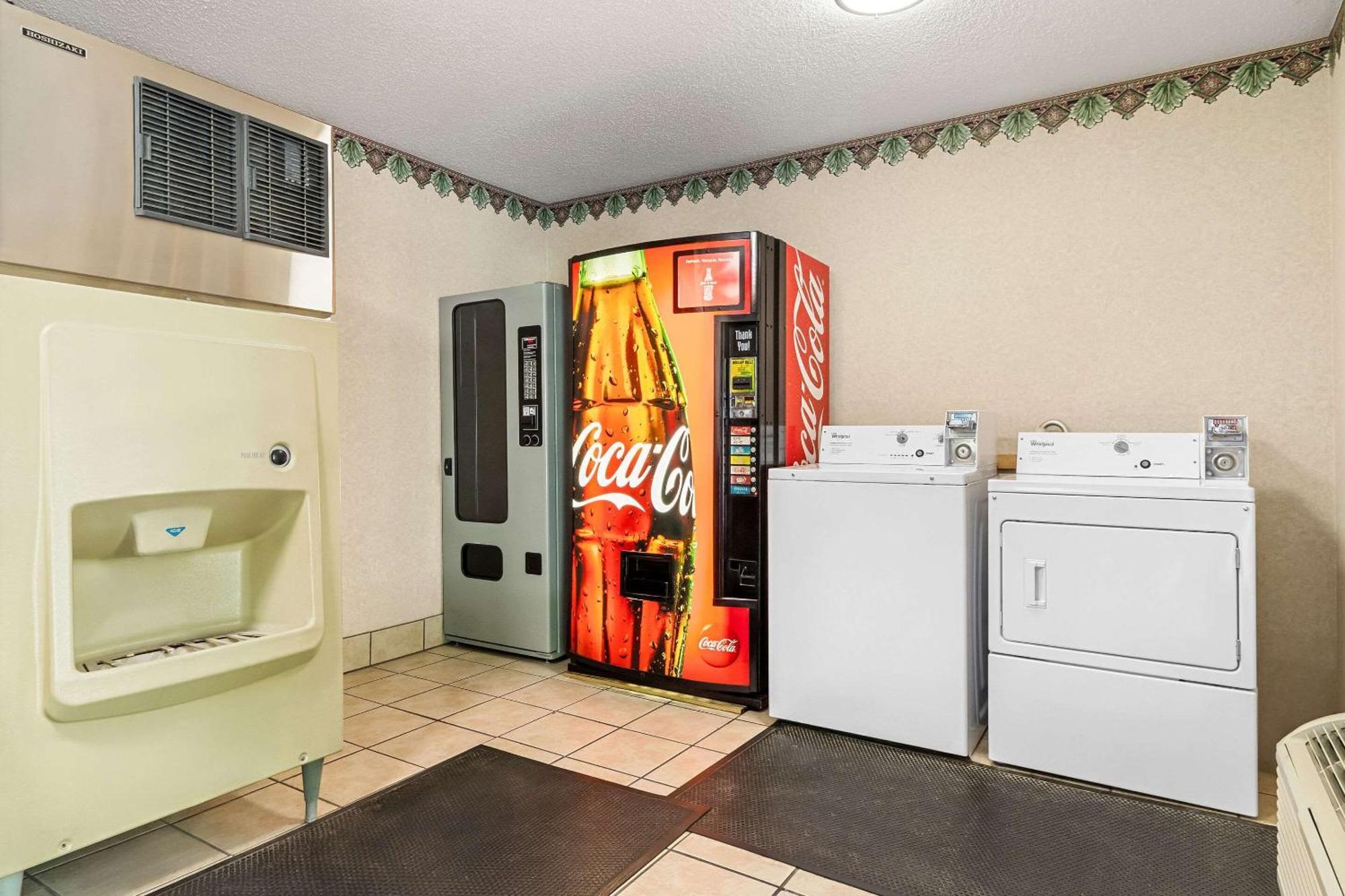 Econo Lodge Russellville Exteriér fotografie