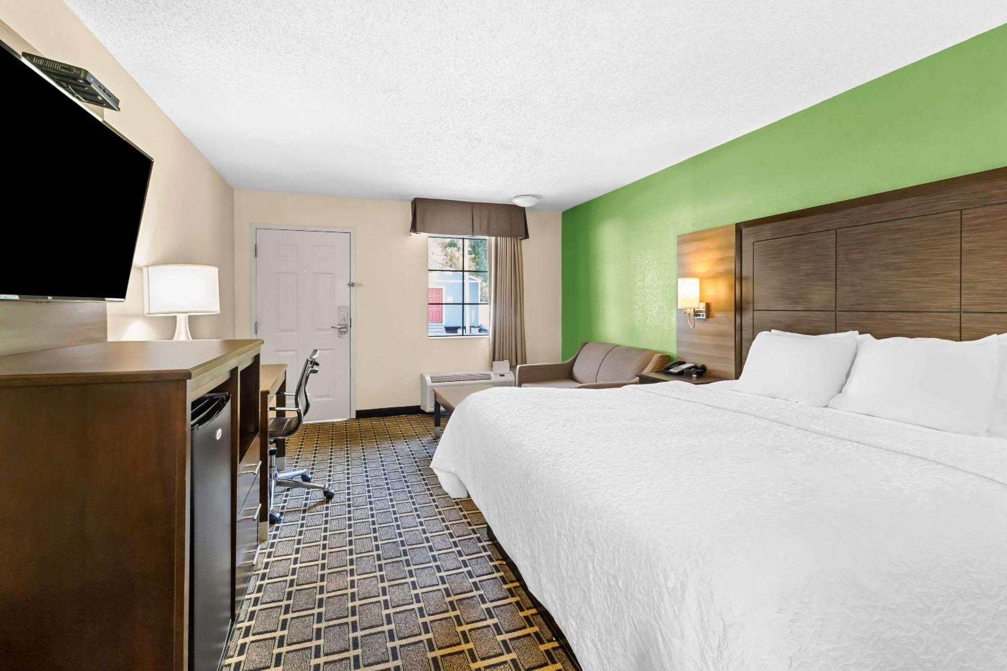 Econo Lodge Russellville Exteriér fotografie