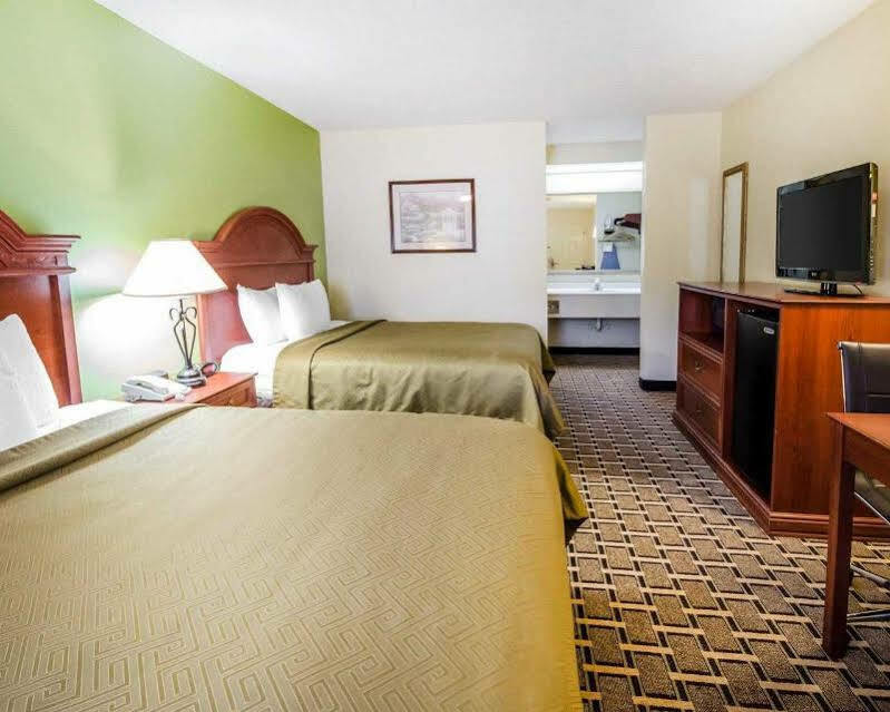 Econo Lodge Russellville Exteriér fotografie