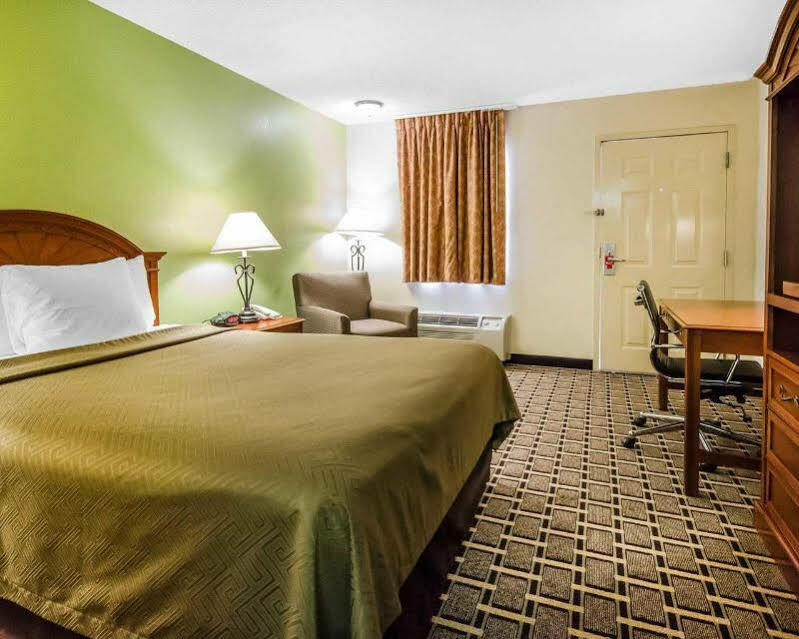 Econo Lodge Russellville Exteriér fotografie